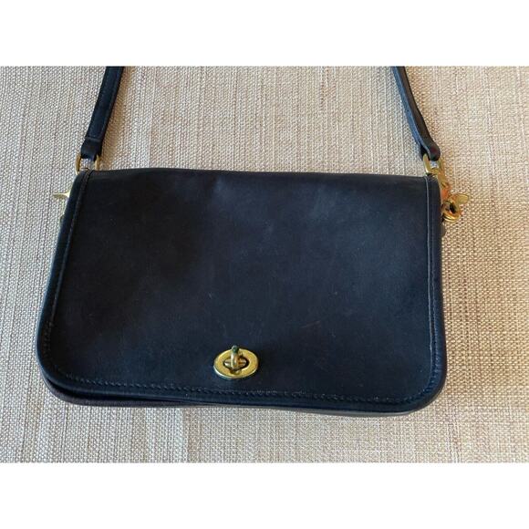 COACH Vintage Luxury Black Small Pocket Purse Shoulder Handbag - Picture 4 of 16